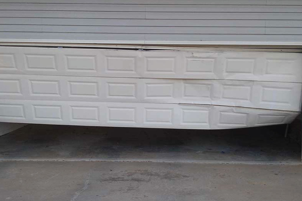 AFFORDABLE GARAGE DOOR REPAIR