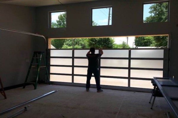 GARAGE DOOR SERVICE IN ARKANSAS